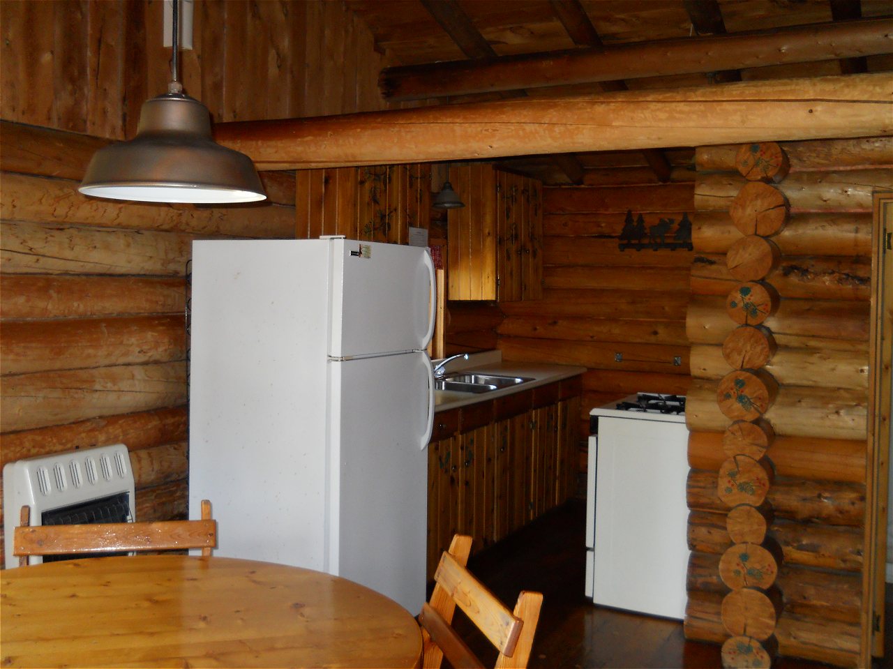 Caribou Crossing Cabin Kitchen