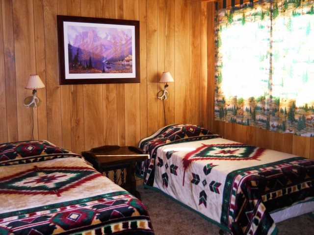 Moose Crossing Cabin Bedroom